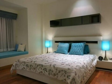 #714-S2  2BR villa / pool view