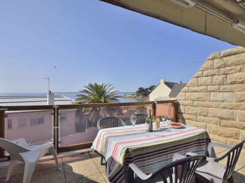 Sky, Property, Furniture, Table, Shade, Chair, Outdoor Furniture, Outdoor Table, Interior Design, Building