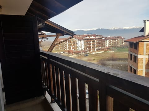 bedroom balcony view