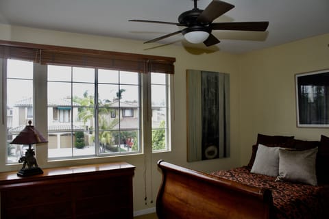 Large Red Bedroom with Queen and direct access to jack & Jill 2 sink full bath