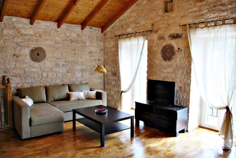 myPaxos Villa - Living Room