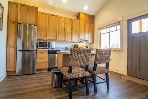 Island and extra seating