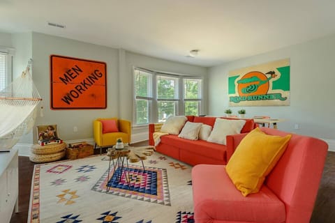 "If you're looking for a great find to explore Detroit, stop and book this stay. Amazing accessibility in a beautiful neighborhood." - Marvin, 5 Star Review