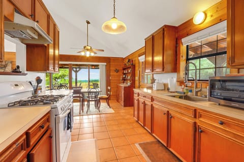 Looking back to the dining room