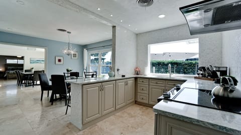 Private kitchen