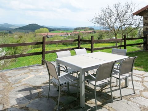 Table, Sky, Cloud, Plant, Property, Furniture, Outdoor Table, Kitchen & Dining Room Table, Chair, Outdoor Furniture
