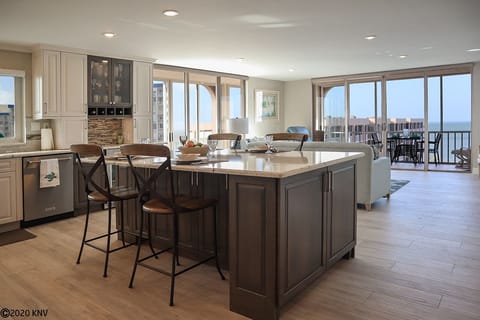 Welcome to the FABULOUS Creciente 920E Penthouse