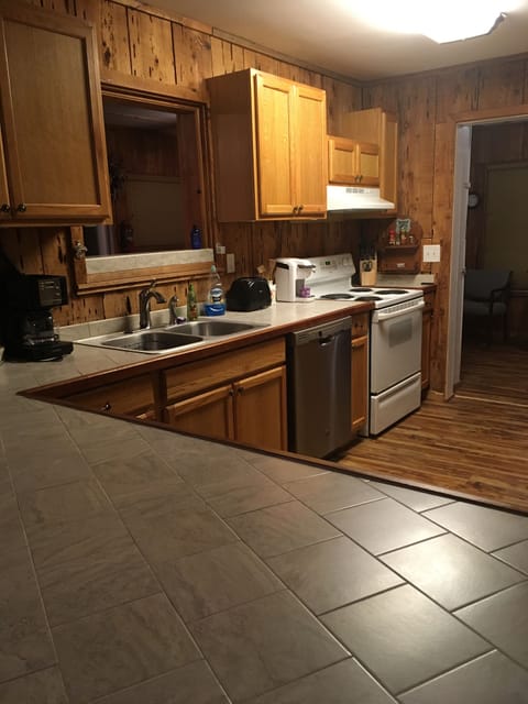 Rully Stocked Kitchen