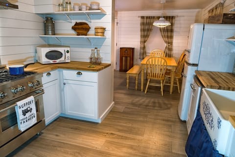 Another view of the fun farmhouse kitchen