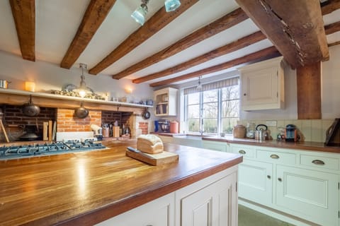 Ground floor: Kitchen