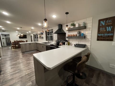 Chefs kitchen room for more than one chef