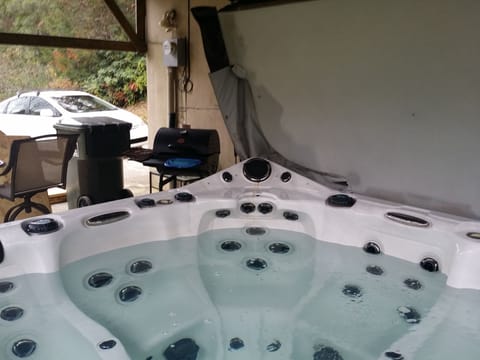 The therapeutic hot tub is fed with mineral Spring water!