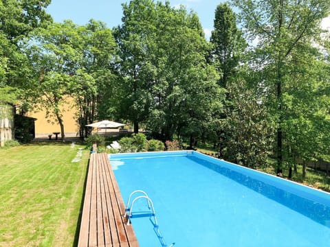 Swimming Pool, Property, Real Estate, Leisure, Estate, House, Tree, Grass, Building, Backyard