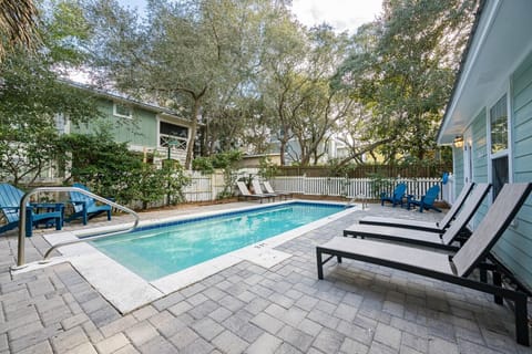 Pool (1)