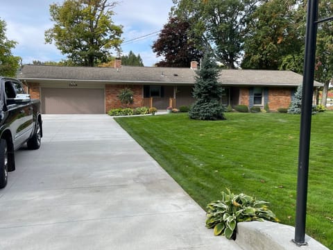 Welcome to 15216 Riviera Shores Drive, Holly, Michigan.