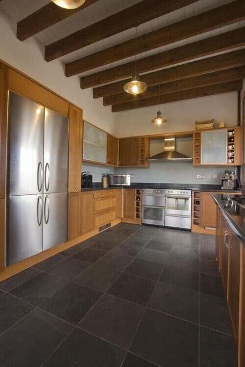 The Kitchen - with generous cooking capacity