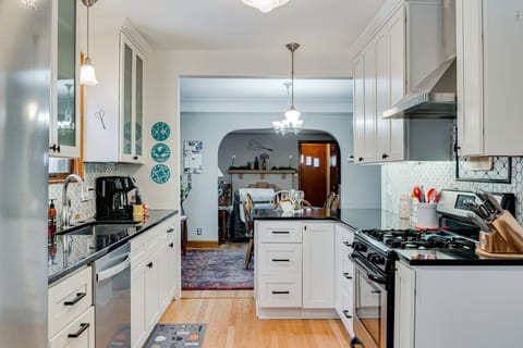 Welcome to Edina Escape!