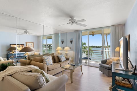 Welcome to Bahia Vista 8-314!