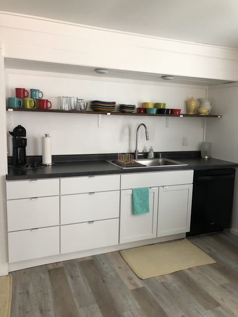 Kitchen with hopefully everything you might need to cook.
