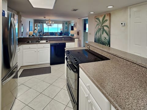 Fully Equipped Kitchen with Stainless Steel Appliances