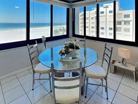 Welcome to Sandarac A702! Ocean Views + Dining for Four