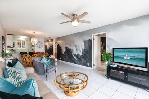 Living room and Dining Area - Kanai A Nalu 208