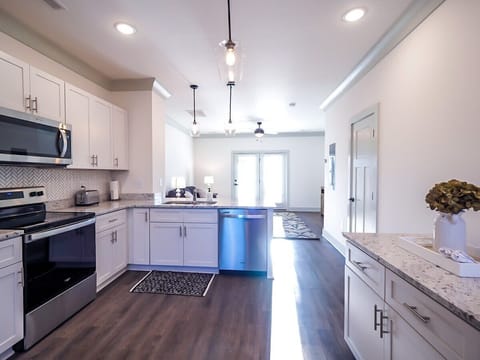 “Wow!! One of my fav AirBnbs! Soooo nice! It was SPOTLESS clean. I am a clean snob and not ashamed to admit it. It was squeaky clean. Great location. Great communication. Comfy beds, super nice bathrooms. Highly recommend!!!” - Malinda ’23