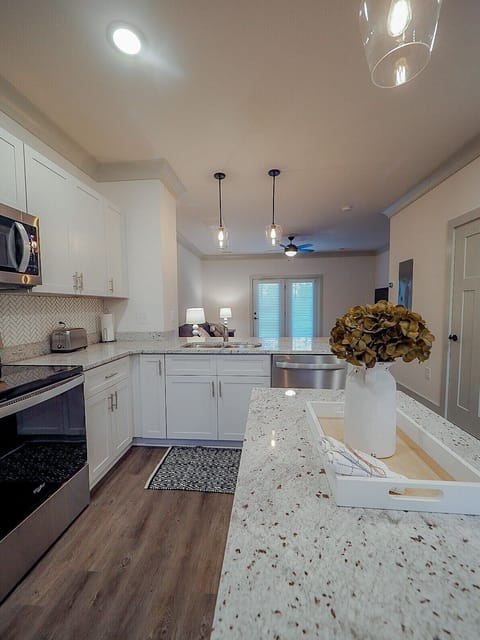 “Our stay in Nashville was nothing short of great, from check in to check out. Thank you for providing us with a beautiful place, utensils to make our stay as close to home as possible and most of all peace of mind!” - Joel ’23