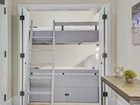 Condo 123 - Hide-a-Way Bunk Room with Ladder