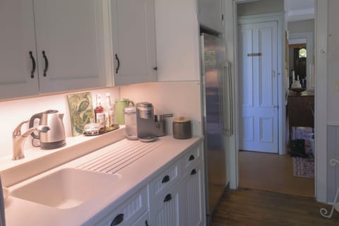 Coffee and tea nook off kitchen