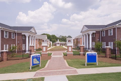 2 Blocks from The University of West Georgia