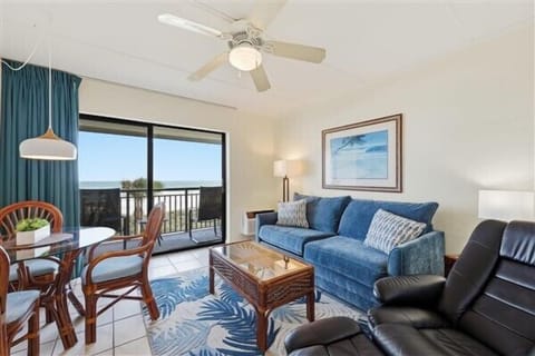 Condo 318