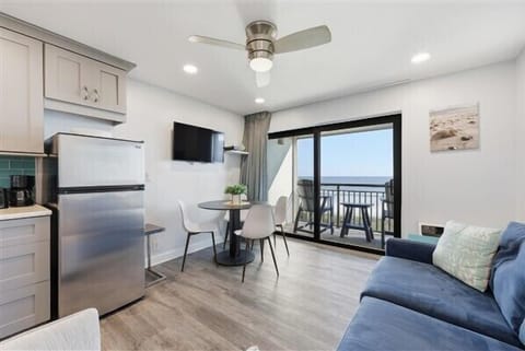 Condo 412