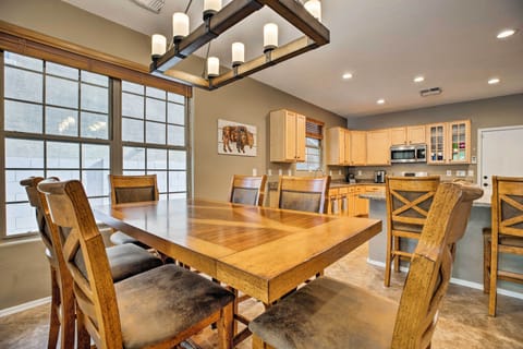 Dining Space | Dishware/Flatware