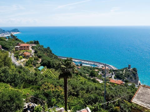 Blue, Coast, Sea, Coastal And Oceanic Landforms, Horizon, Ocean, Tourist Attraction, Promontory, Tropics, Shore