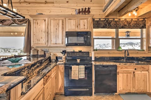 Fully Equipped Kitchen | Keurig Coffee Maker