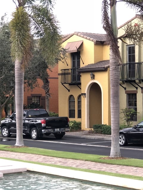 Your Santa Ana Retreat