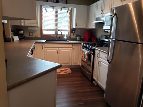 Great kitchen for cooking! Fully stocked to cook, bake, and eat!
