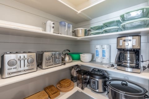 Pantry - This large pantry shows you all the appliances available for you to use during your stay.