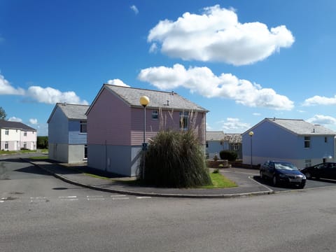 Detached Atlantic Gold Lodge No 34 at Atlantic Reach Resort, Newquay, Cornwall