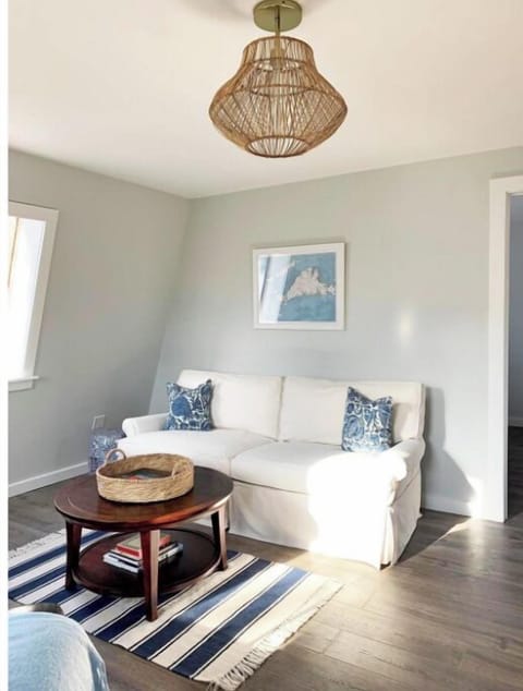 Bright, clean, open living space 