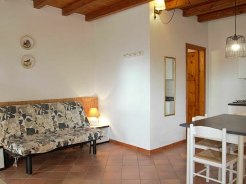 Furniture, Property, Wood, Table, Lighting, Architecture, Interior Design, Building, Comfort, Lamp