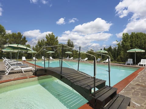 Swimming Pool, Property, Leisure, Resort, Real Estate, Water, Leisure Centre, House, Vacation, Building