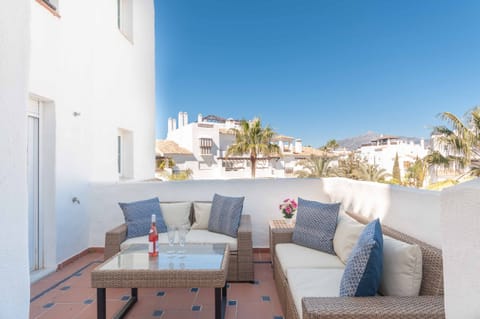 Private terrace with both pool and sea views in San Pedro