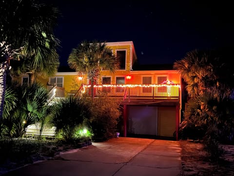 New look! New paint! Look for yellow house with red stripe.