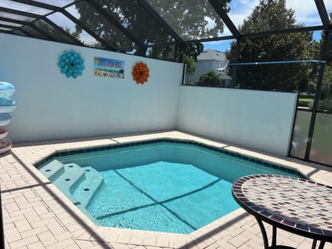 Private splash pool. Heated in the cooler months.