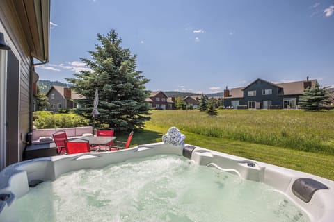 Exterior | Hot Tub