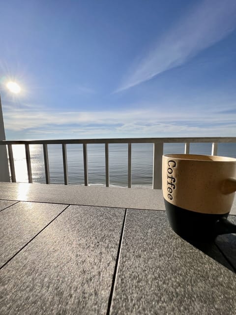 Sip your coffee every morning to this gorgeous, peaceful view!