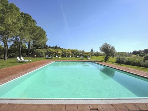 Water, Sky, Plant, Property, Nature, Tree, Swimming Pool, Rectangle, Land Lot, Grass