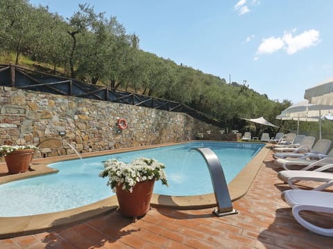 Swimming Pool, Property, Wall, Real Estate, Water, Vacation, Building, House, Design, Resort